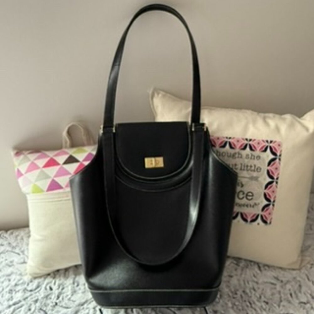 EUC BALLY Black Leather Purse